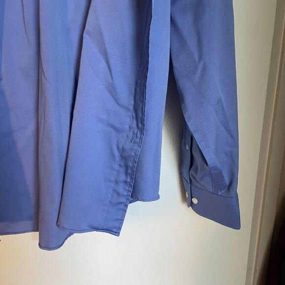 17 36 Croft and Barrow All Cotton/Non-Iron Blue Button Down - Picture 4 of 6